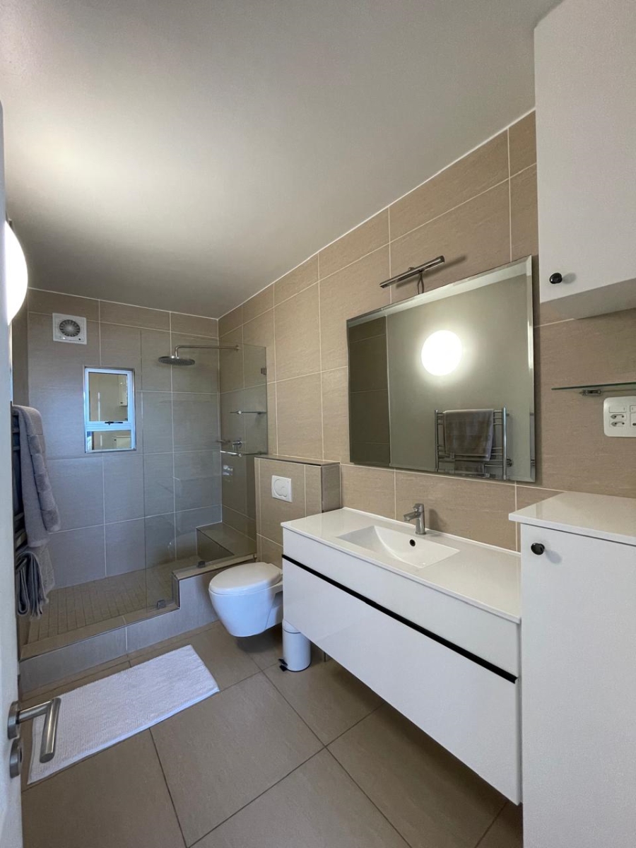 2 Bedroom Property for Sale in Summerstrand Eastern Cape